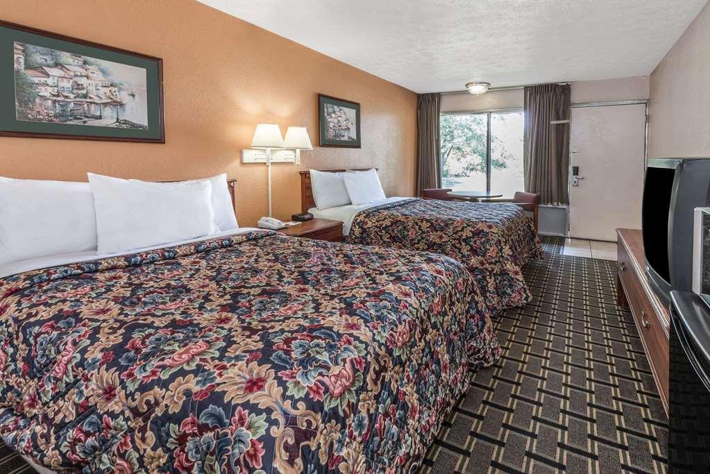 Quality Inn Georgetown Exterior photo